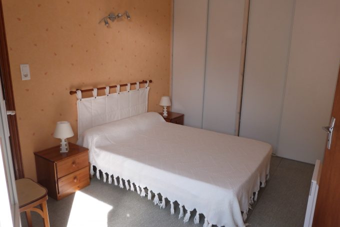 4-CHAMBRE