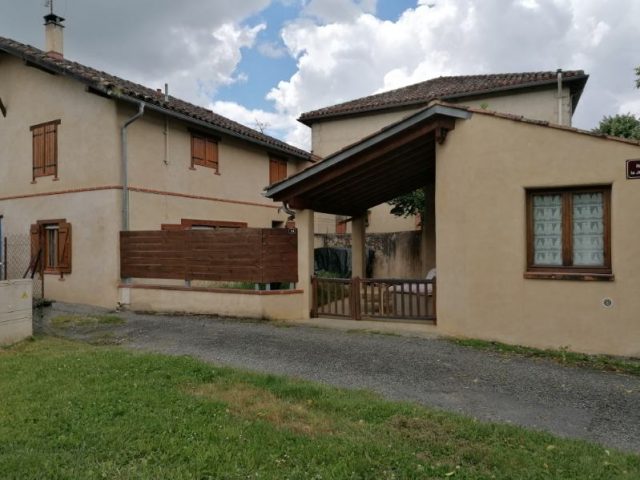 LA-MAISON-COLOREE-exterieur-facade