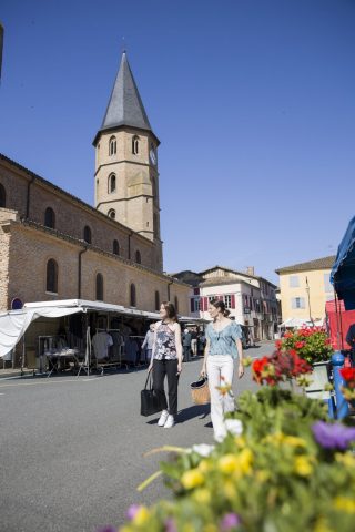 Marche-du-jeudi–Saint-Gaudens-Comminges-Pyrenees-2